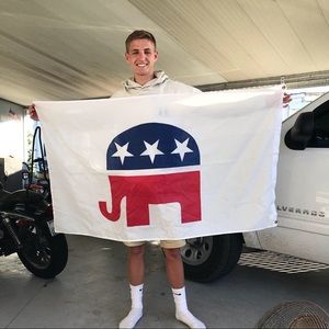 Meet your Posher, Corbin